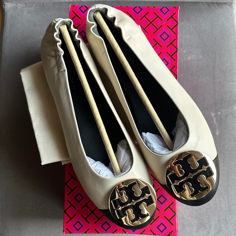 Tory Burch Claire cap toe